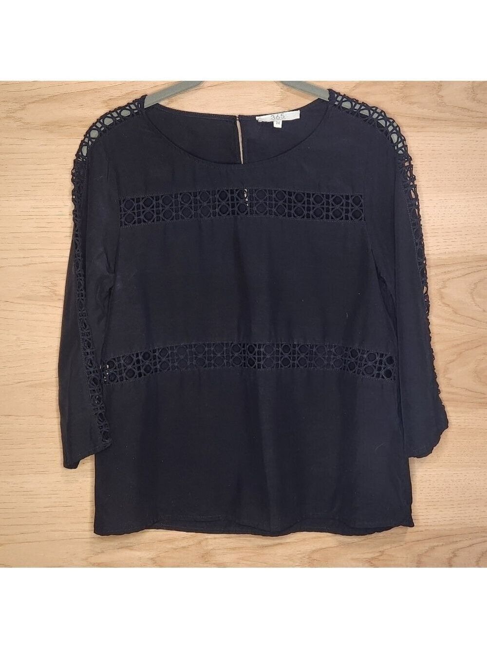 365 THREE SIXTY FIVE BLACK SELIMA BLOUSE LACE INSETS ON SLEEVE AND BODY SMALL